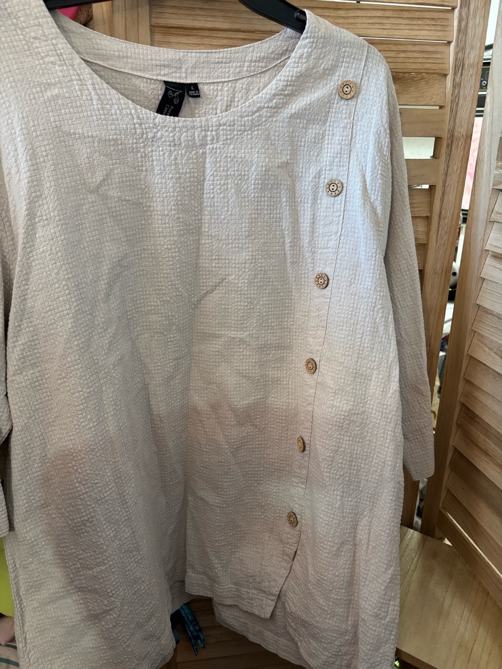 Focus Cream Button-Accented Ladies Oversized Textured Top Large